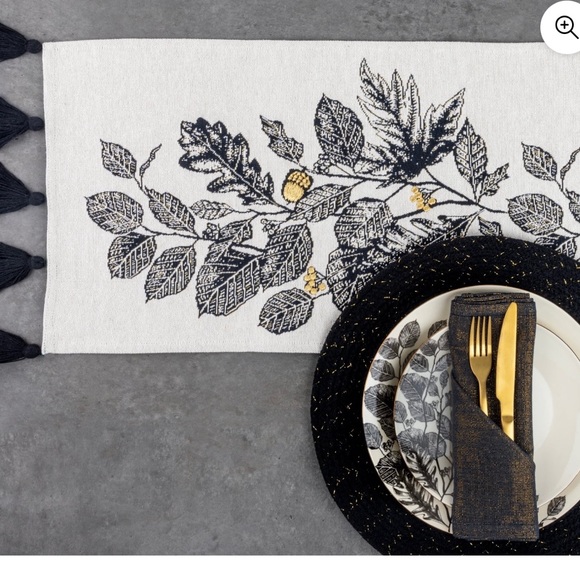 New! Thyme & Table settings napkins placemats & table runner Black Gold & white - Picture 2 of 11